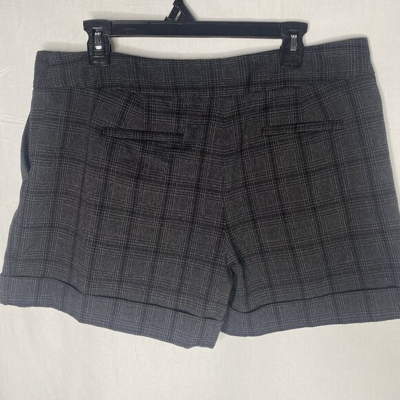 Apostrophe Shorts Plaid Tweed Cuffed Hem High Rise Womens Size 14 Black Gray - Picture 2 of 9